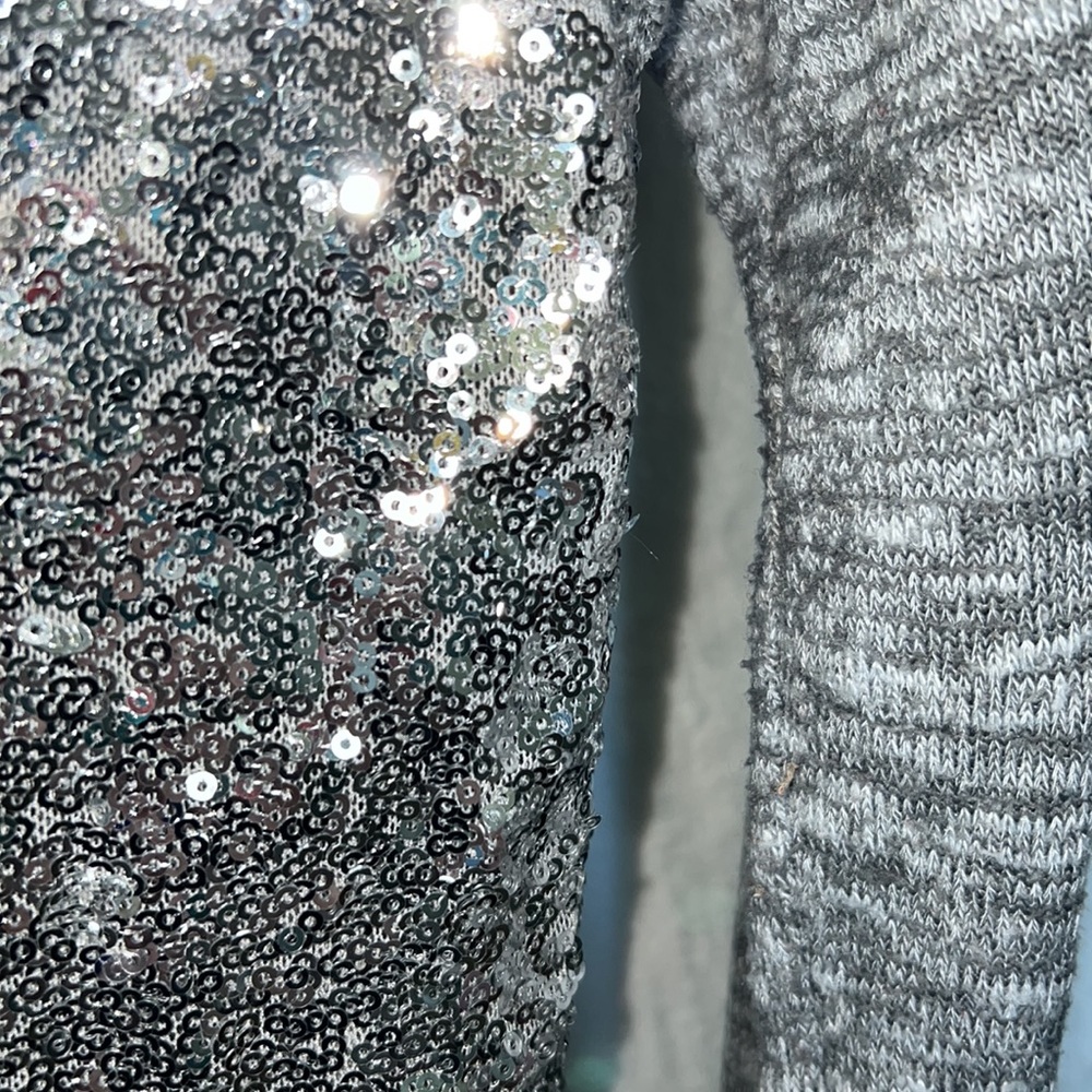 Buckle Daytrip Girls Sequined lightweight hoodie - Picture 4 of 5